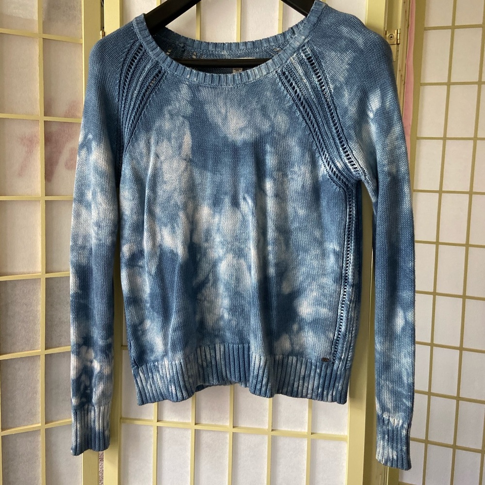 AE tie dye sweater size Small